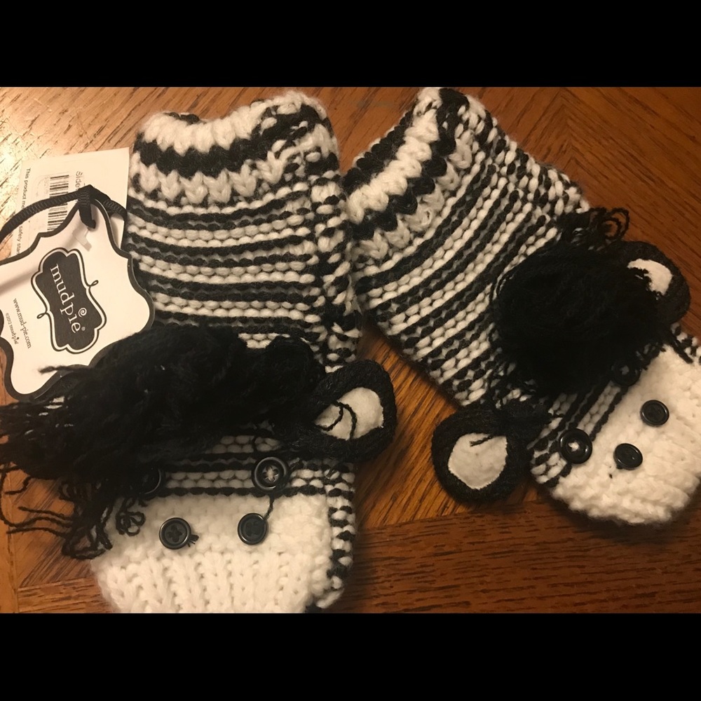 Mud pie adorable zebra slippers size 3